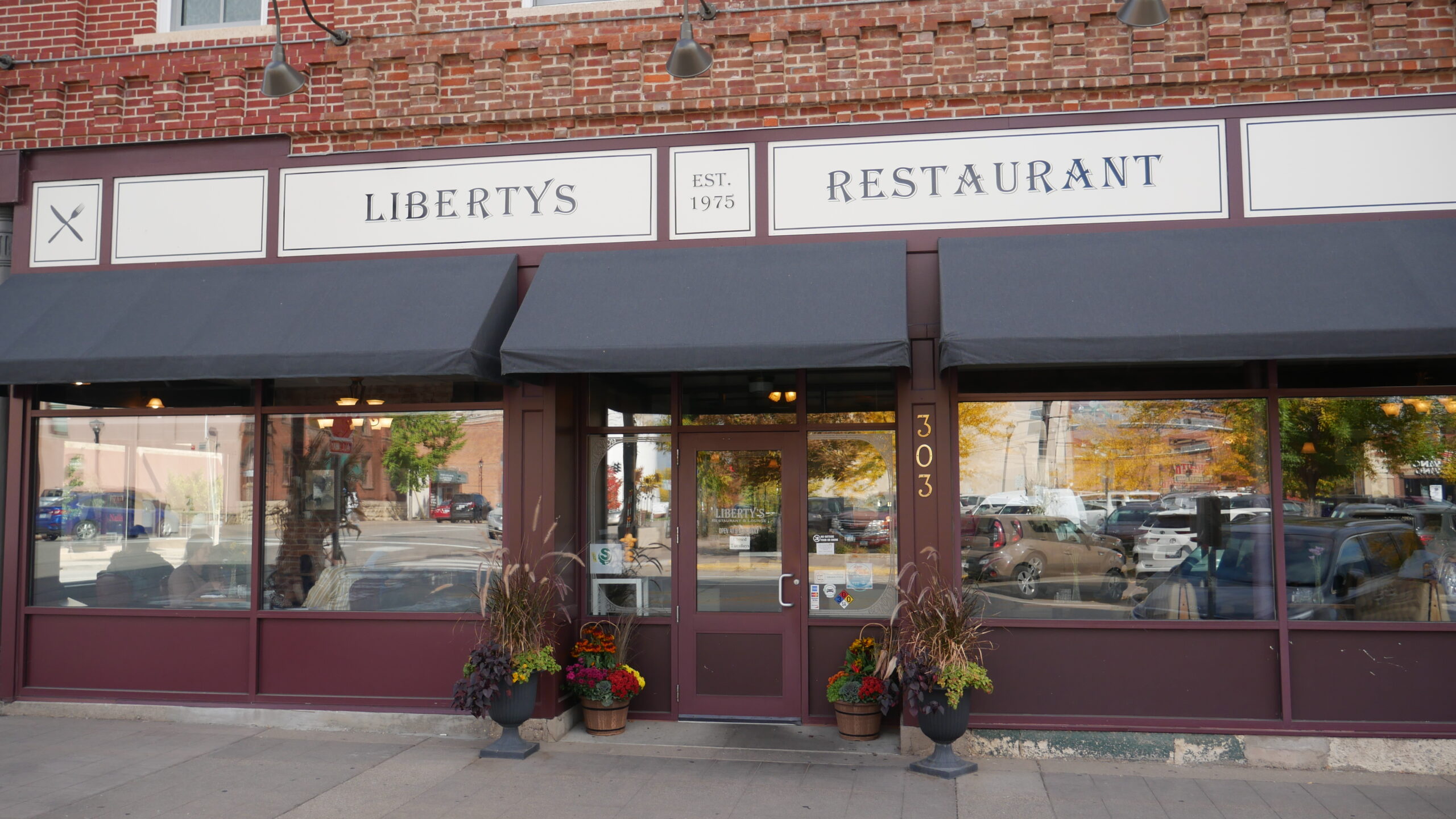 Liberty's Restaurant & Lounge on the corner of Plum and 3rd St in Red Wing MN is known for the pizza, Friday night fish fry and wide range of menu items.