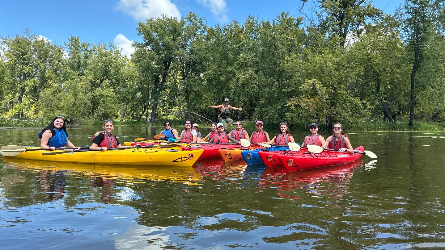 Broken Paddle Guiding Co. wabasha, Minnesota